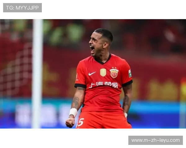 上海海港莱昂纳多前场高速渗透：速度与技术的组合拳