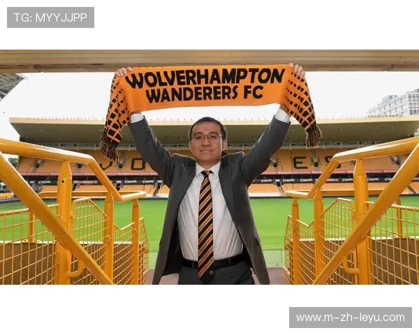 十轮惊魂:英超四帅下课潮下的生存危机,狼队垫底与佩雷拉引发的连锁震荡 十轮惊魂:英超四帅下课潮下的生存危机,狼队垫底与佩雷拉引发的连锁震荡