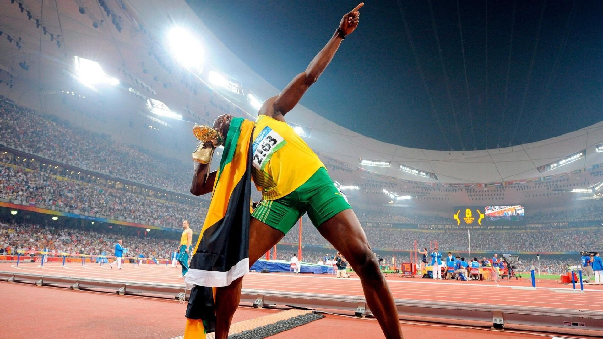 她曾被骂到想退役，如今成了张之臻的支柱，张之臻吧